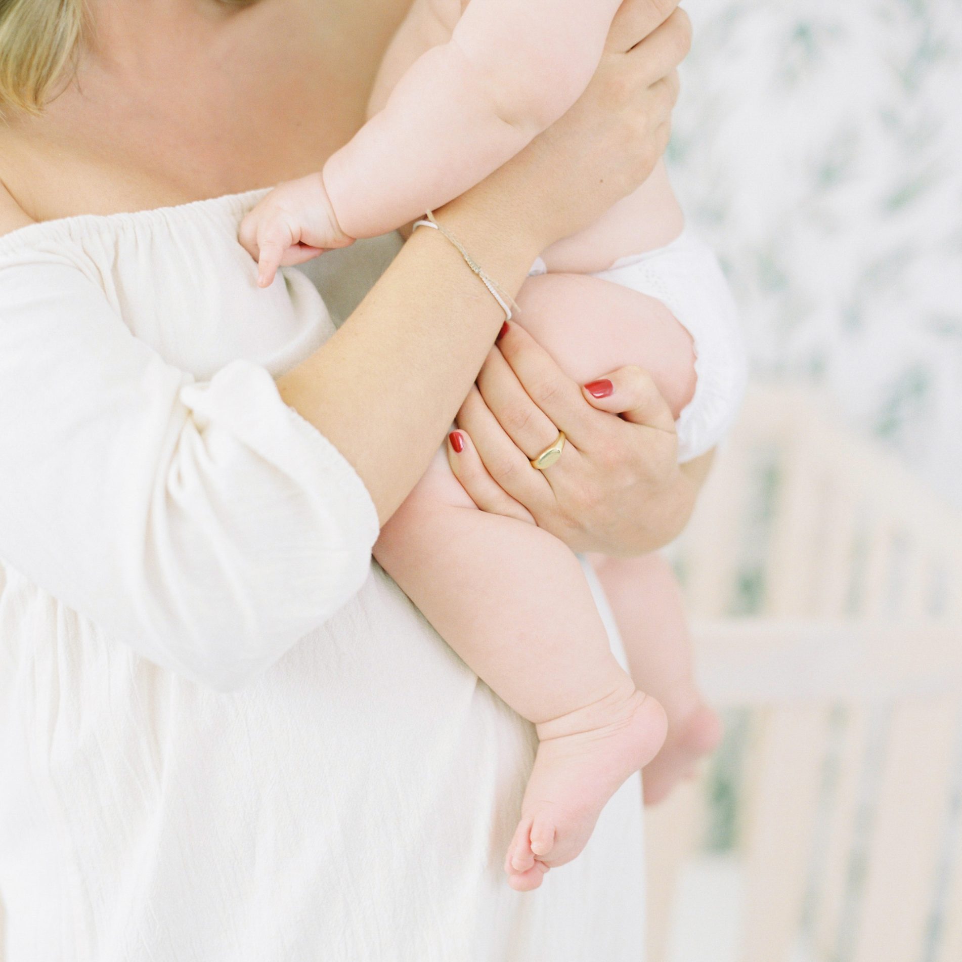 haute-stock-photography-subscription-baby-bump-collection-final-12